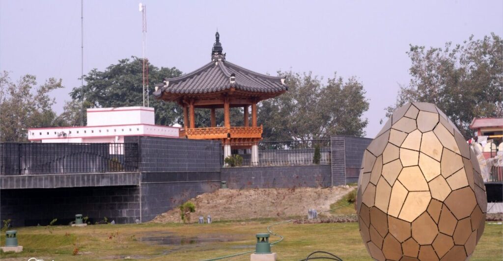 queen heo park ayodhya